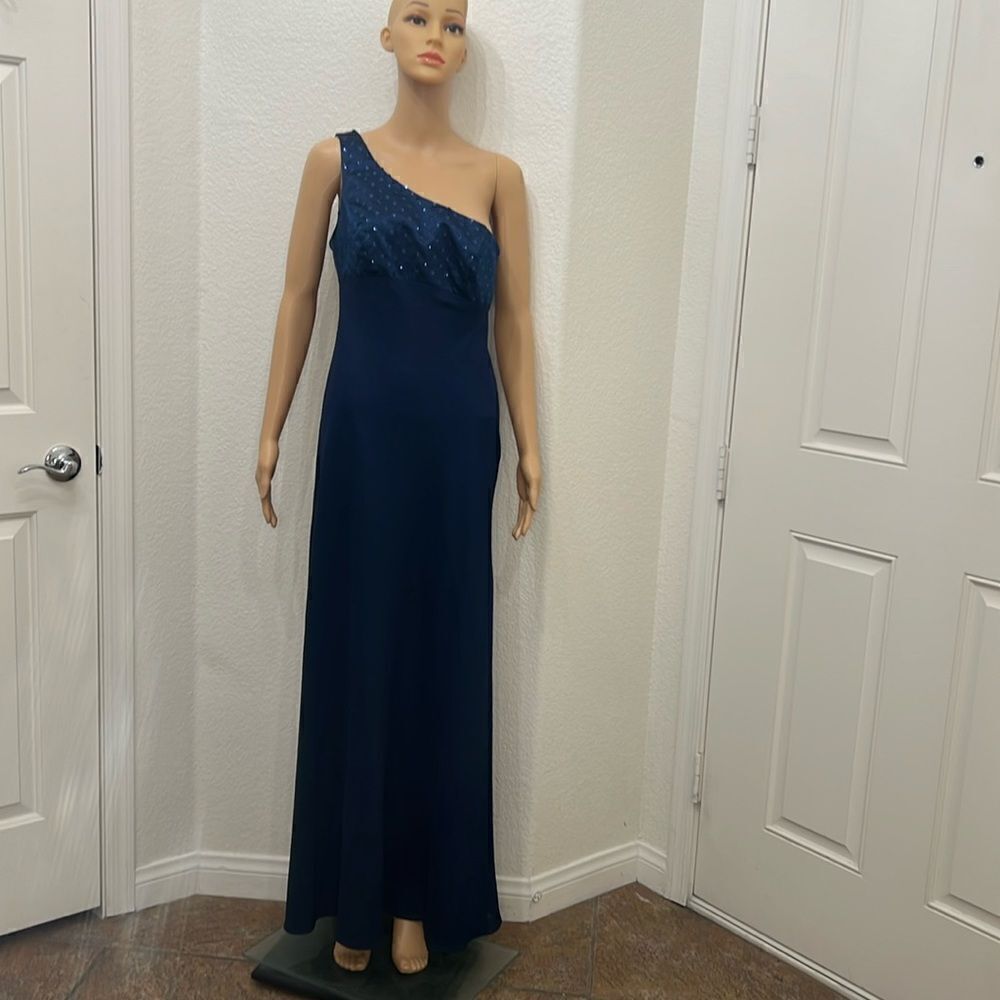 Michelangelo Woman’s Dress Size 6 Blue One Short Sleeve Sequined Bodice Maxi